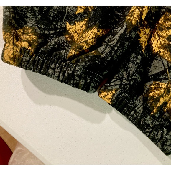 SOLD! NWT! True Religion “Leaf Camo” Big T Hoodie/Jogger set size Large - Picture 9 of 9